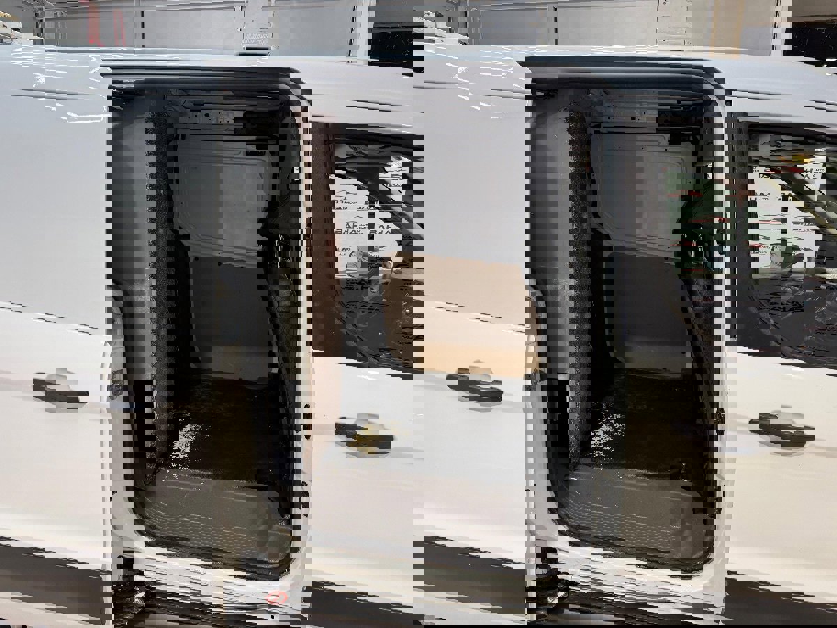 Used 2020 Ford Transit Connect XL image 36