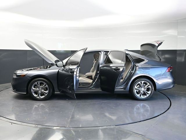 Used 2024 Honda Accord EX image 39