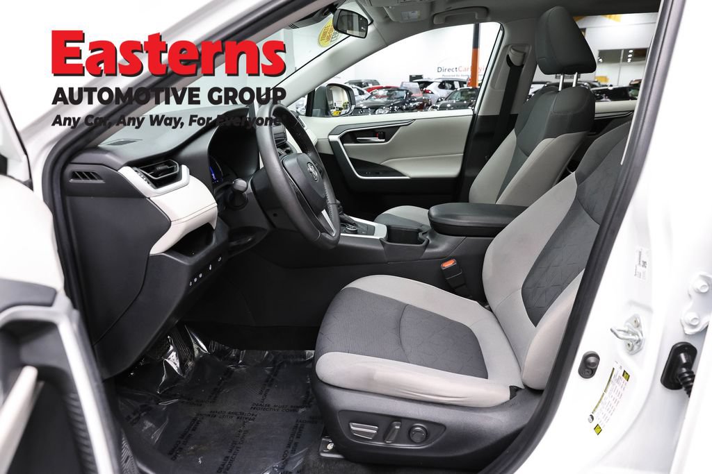 Used 2024 Toyota RAV4 XLE w/ Convenience Package AWD/4WD image 14