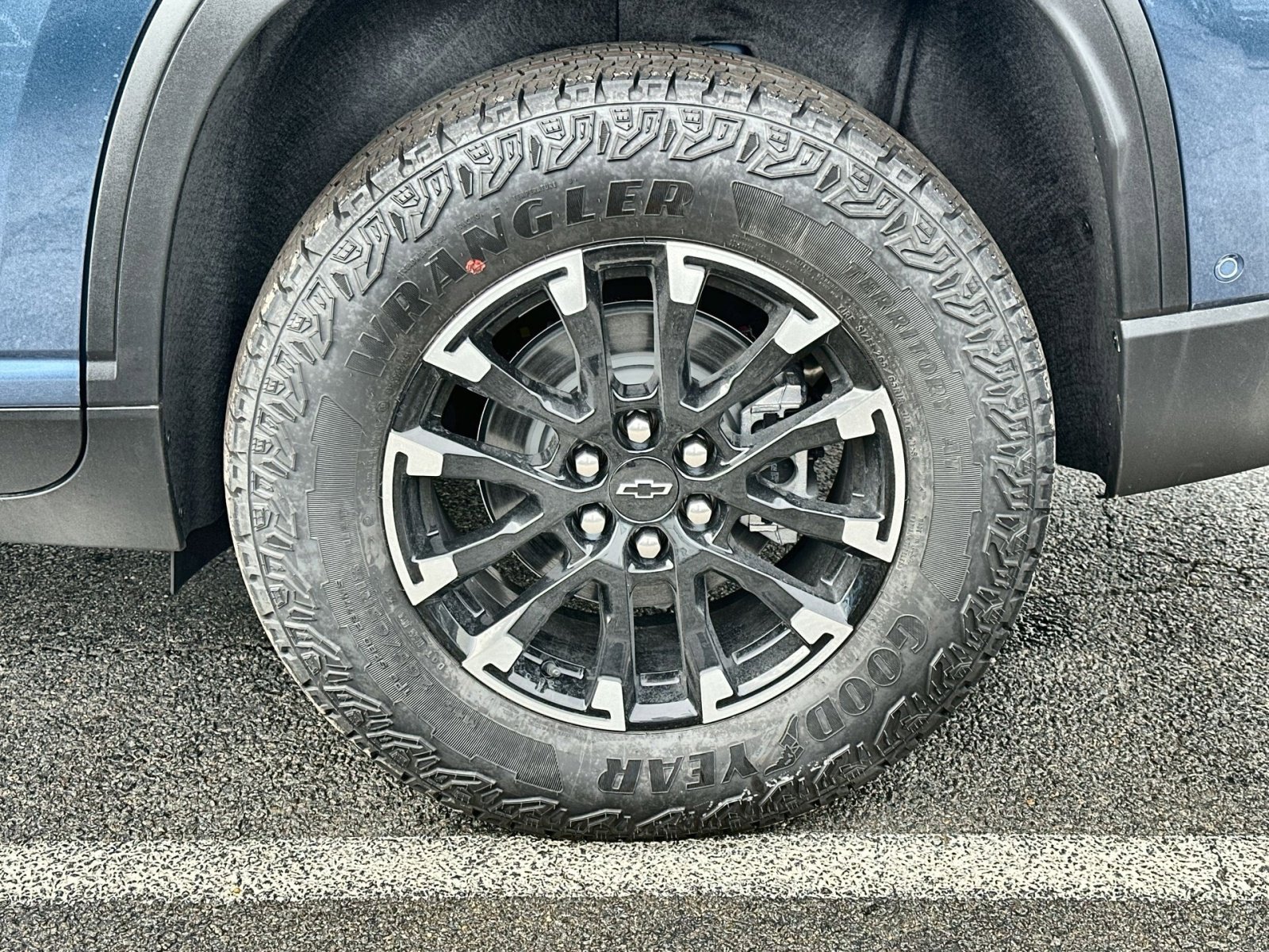 New 2025 Chevrolet Traverse Z71 w/ Enhanced Driving Package image 12