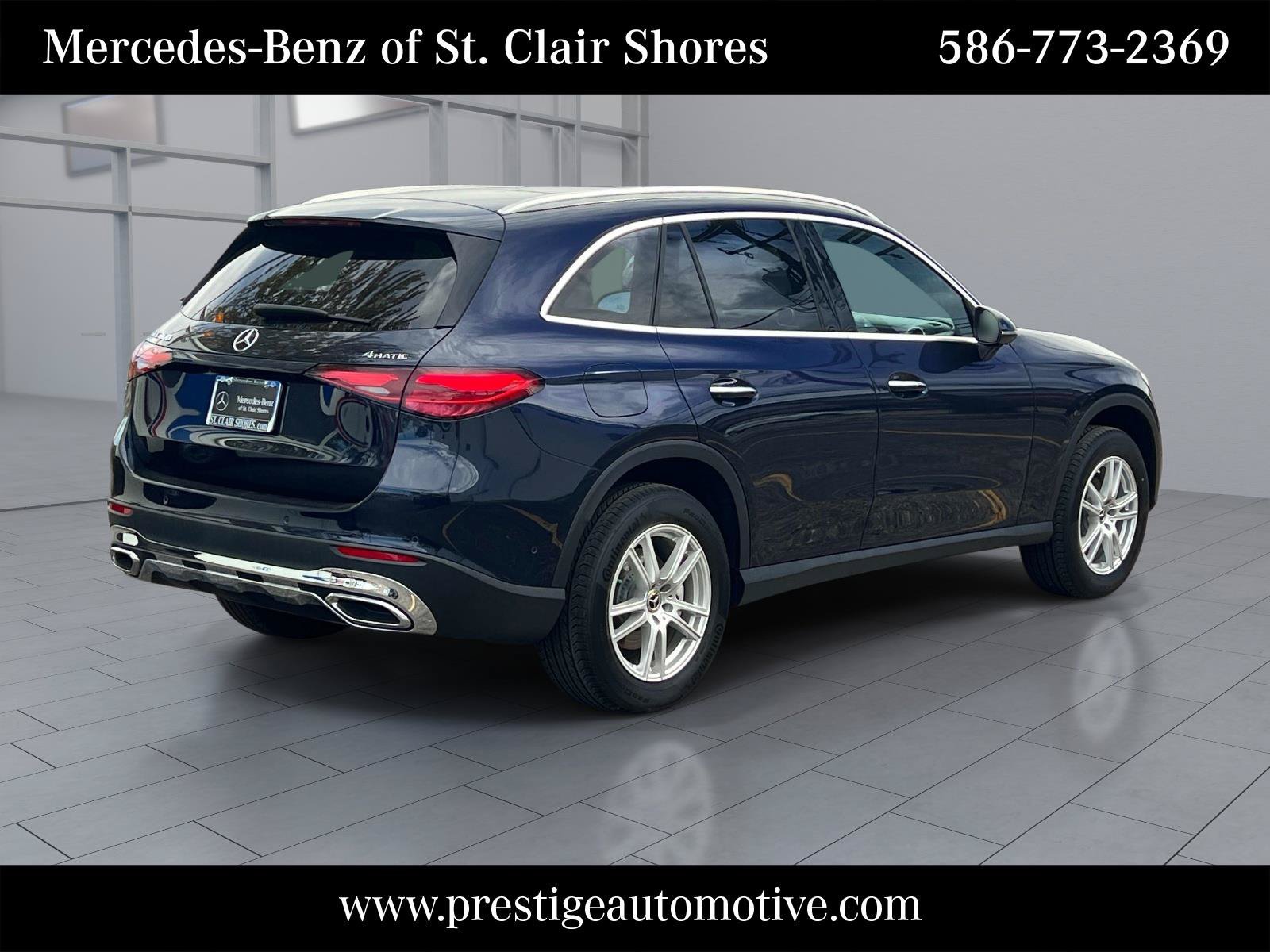 Used 2023 Mercedes-Benz GLC 300 4MATIC image 6