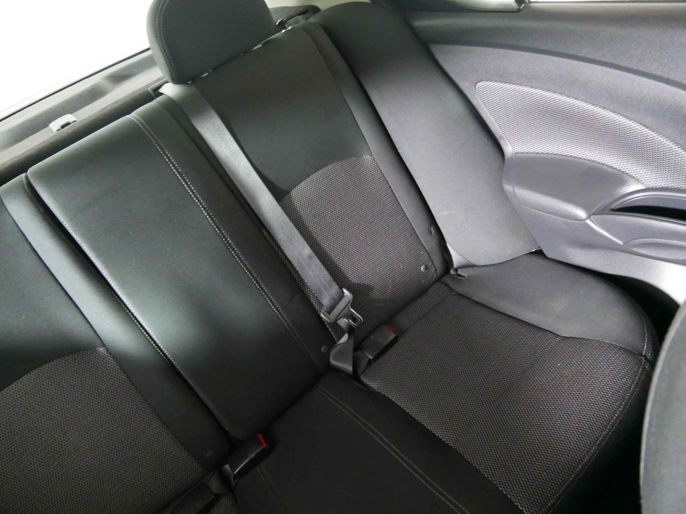 Used 2019 Nissan Versa SV image 14