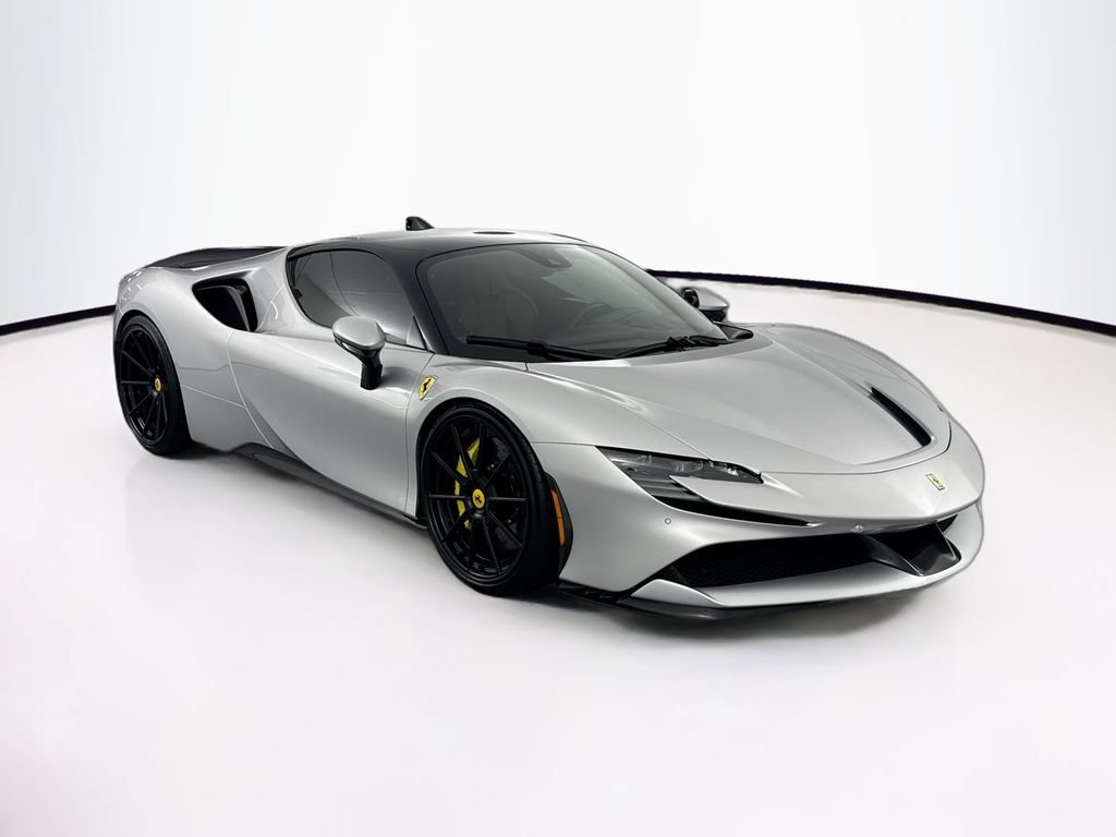 Used 2021 Ferrari SF90 Stradale AWD/4WD image 3