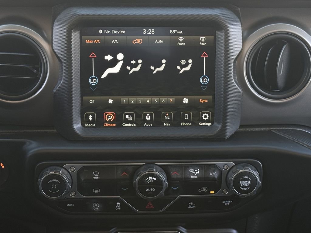 Used 2022 Jeep Wrangler Unlimited Sport image 18