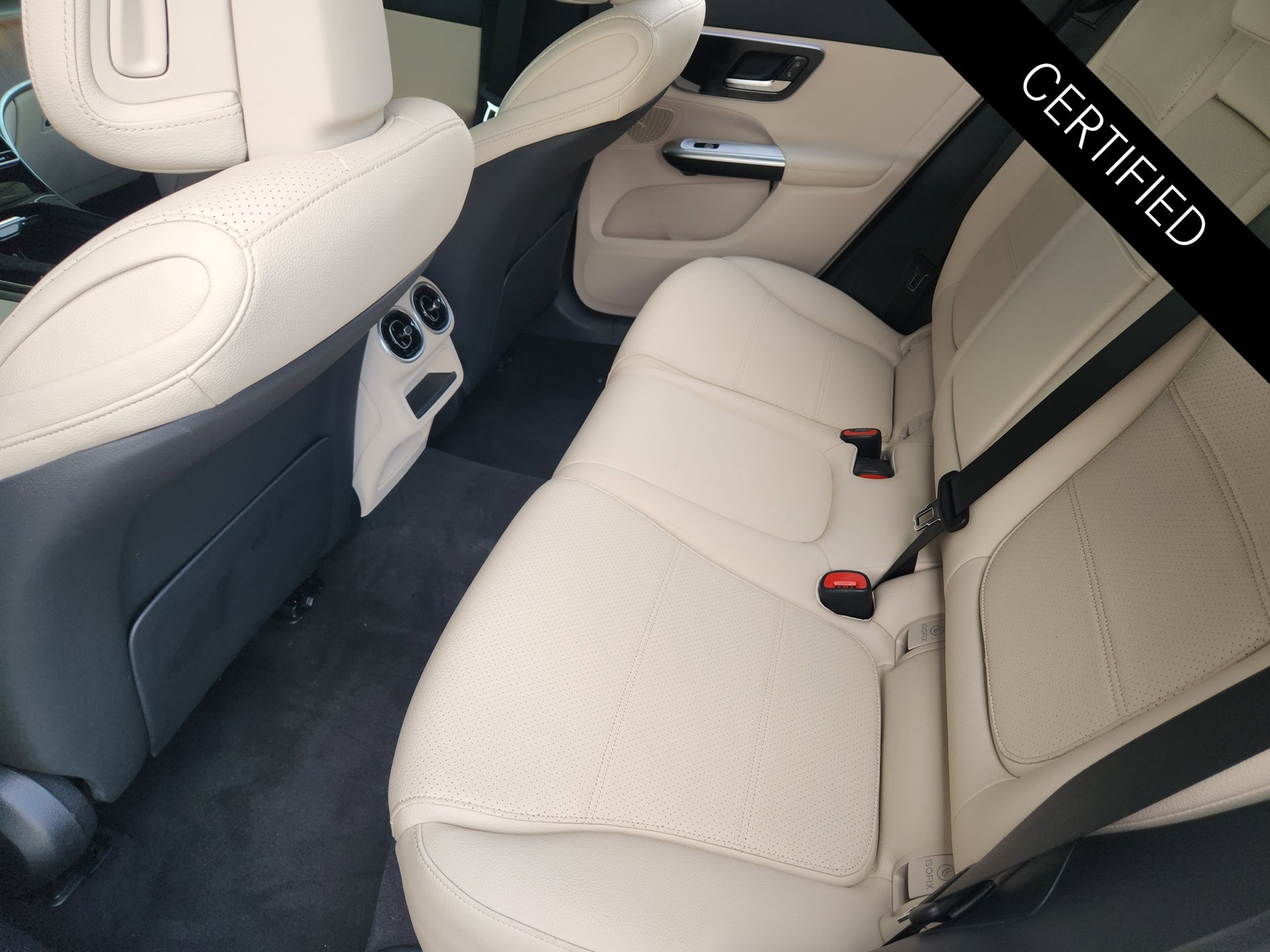 Certified 2026 Mercedes-Benz GLC 300 image 31
