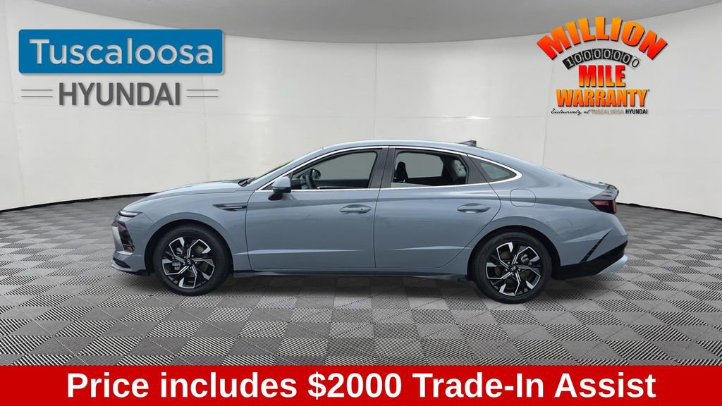 Used 2024 Hyundai Sonata SEL FWD image 4