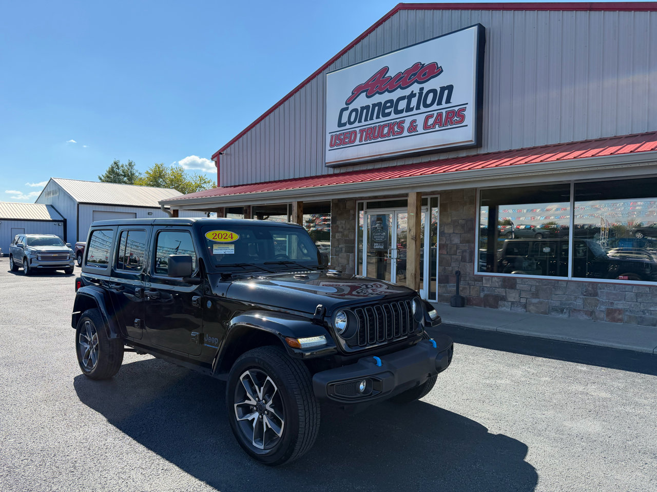 Used 2024 Jeep Wrangler Unlimited image 2