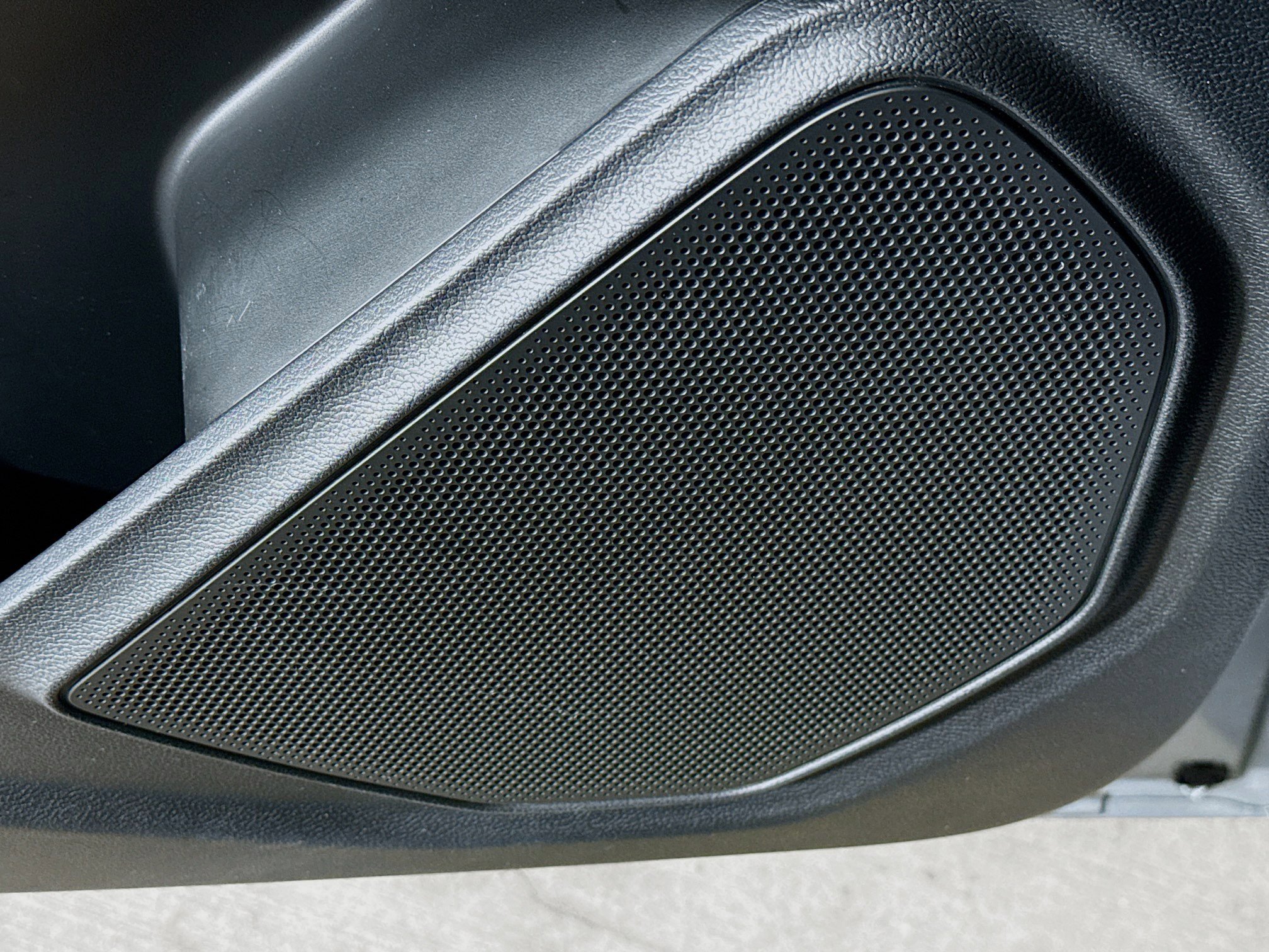 Used 2022 Ford Explorer XLT image 21