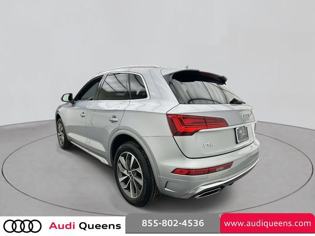 Certified 2022 Audi Q5 2.0T Premium w/ Convenience Package image 2