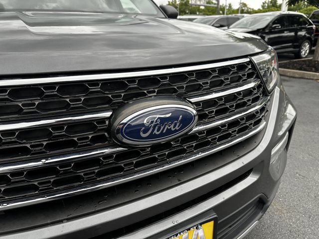 Certified 2022 Ford Explorer XLT w/ Equipment Group 202A AWD/4WD image 10
