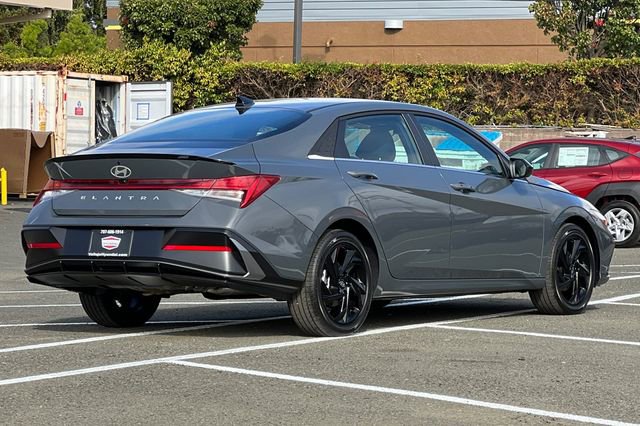 New 2026 Hyundai Elantra SEL Sport Premium FWD image 6