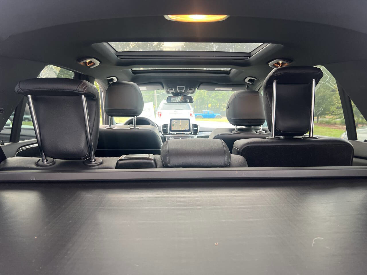 Used 2019 Mercedes-Benz GLE 400 4MATIC image 19