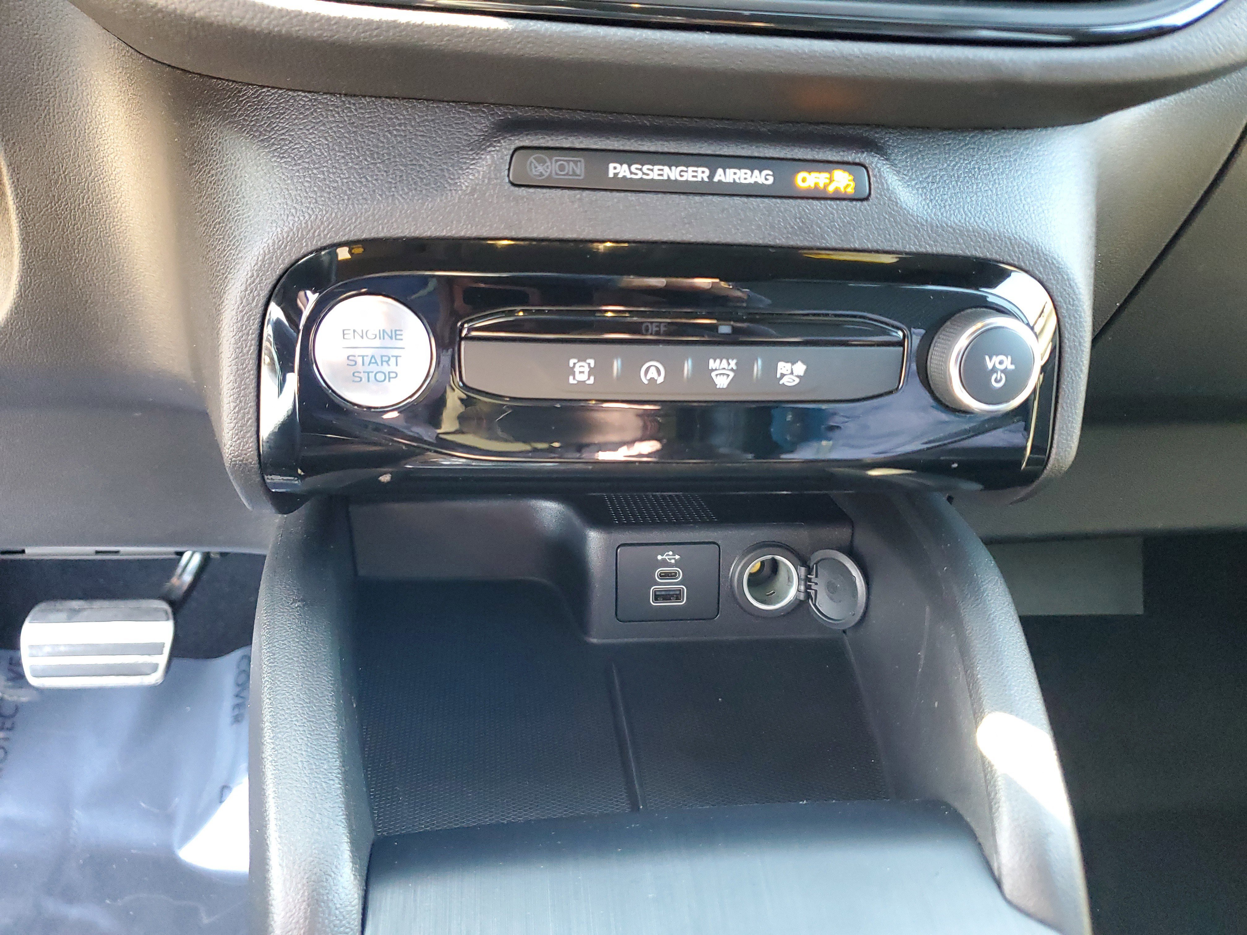 Used 2024 Ford Escape ST-Line w/ Tech Pack #1 image 30