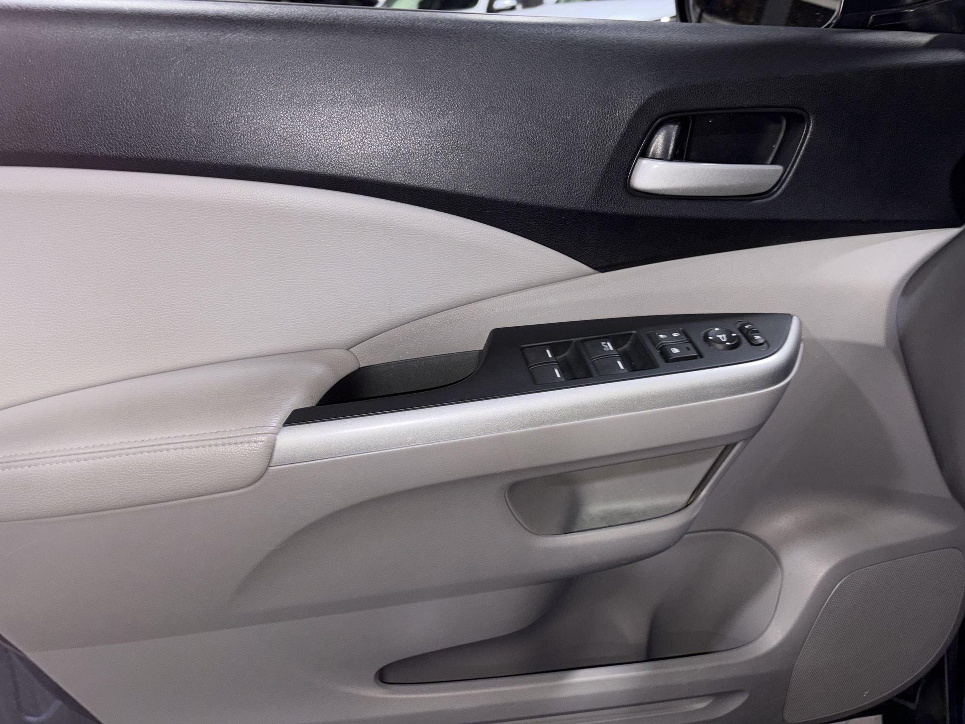Used 2012 Honda CR-V EX-L image 24