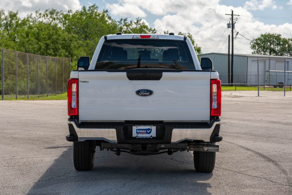 Certified 2025 Ford F250 XL AWD/4WD image 8