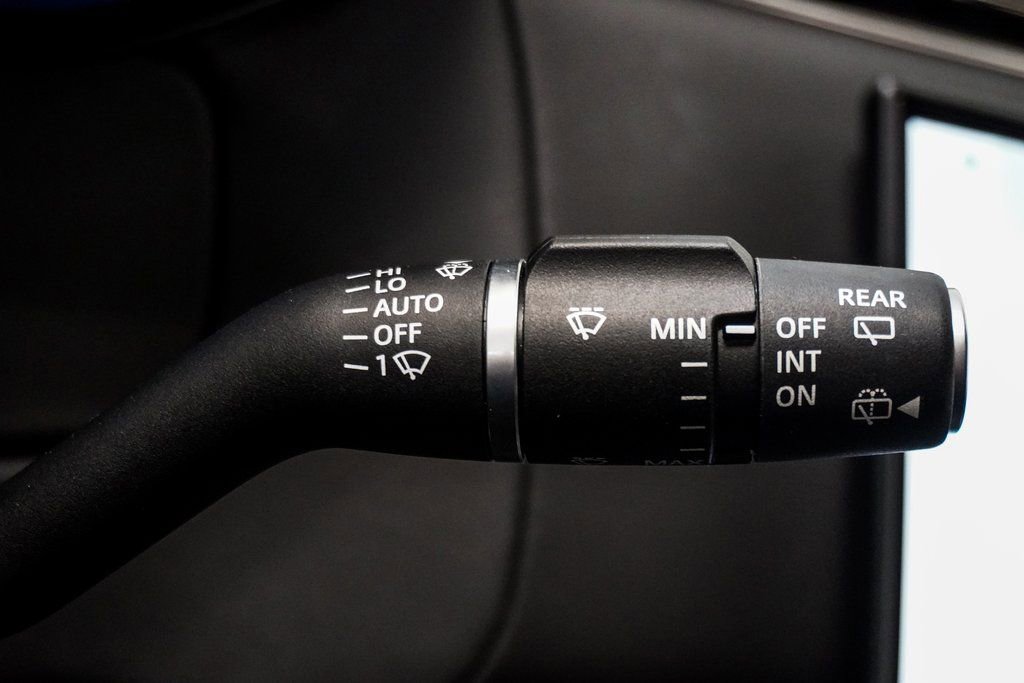 Used 2023 Land Rover Range Rover SE image 35