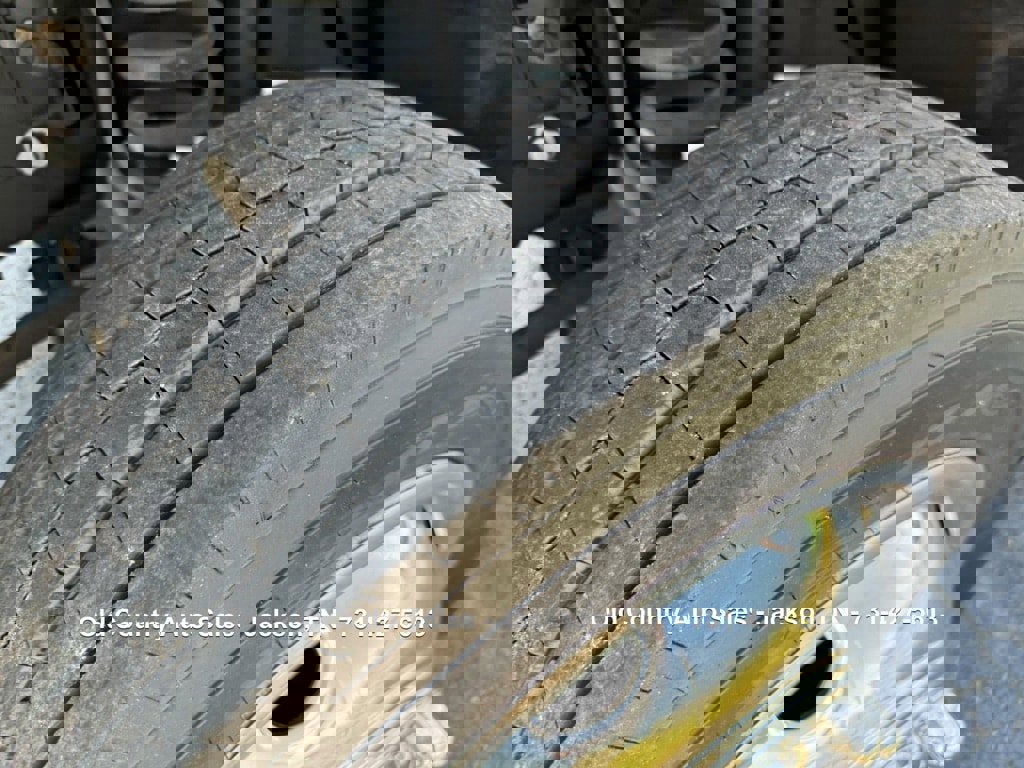 Used 2012 Ford F550 2WD Regular Cab Super Duty w/ Payload Upgrade Pkg image 64