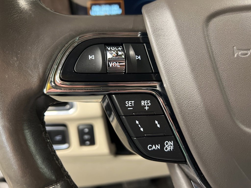 Used 2019 Lincoln Navigator L Reserve image 20