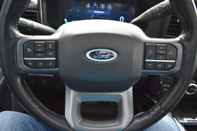 Used 2023 Ford F250 Lariat w/ Lariat Ultimate Package AWD/4WD image 25