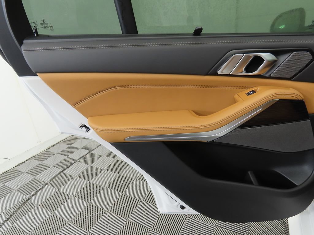 New 2026 BMW X5 sDrive40i w/ Executive Package image 26