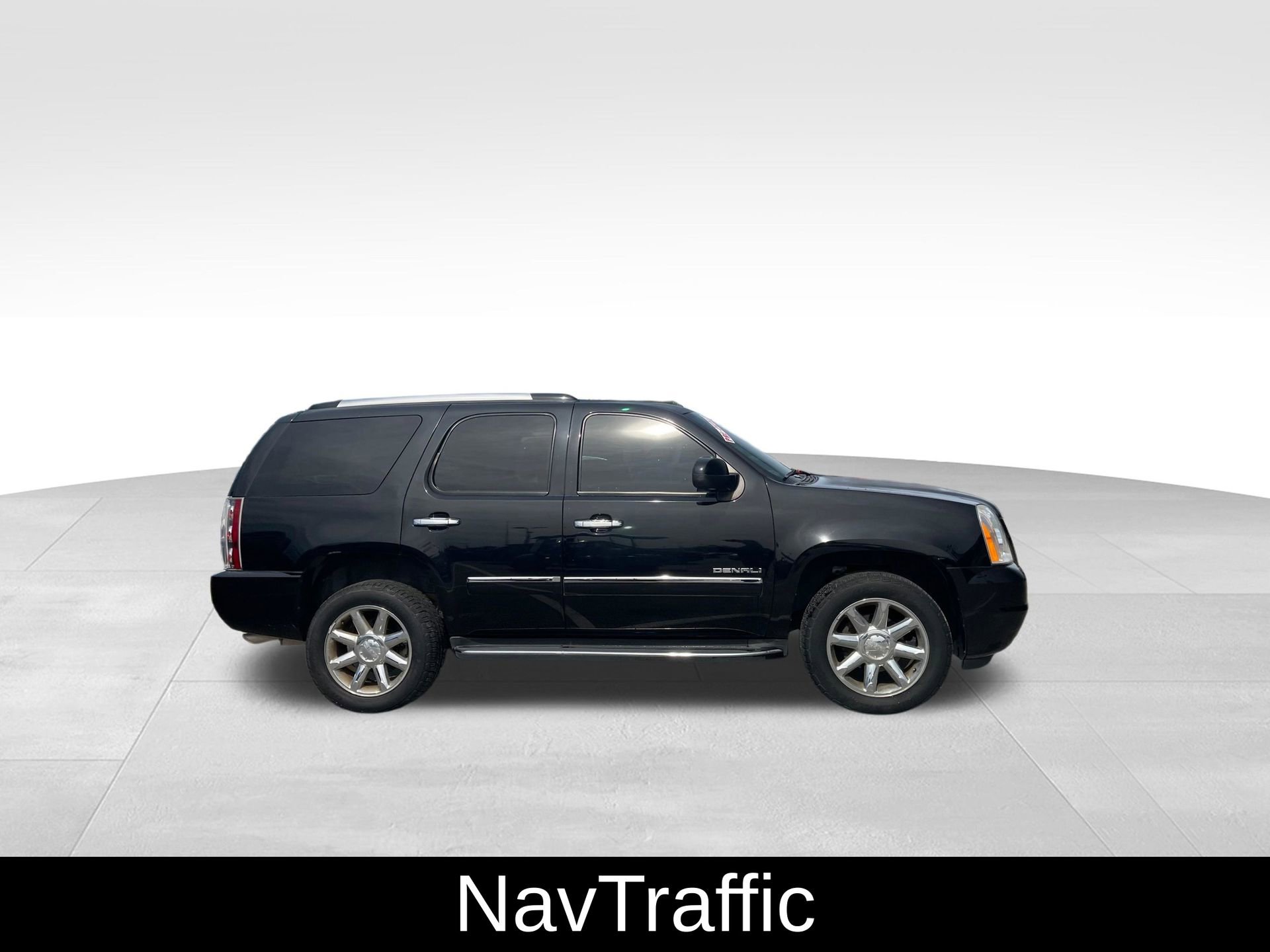 Used 2013 GMC Yukon Denali image 8