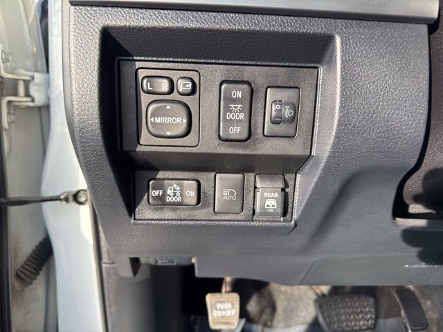 Used 2020 Toyota Tundra Platinum image 14