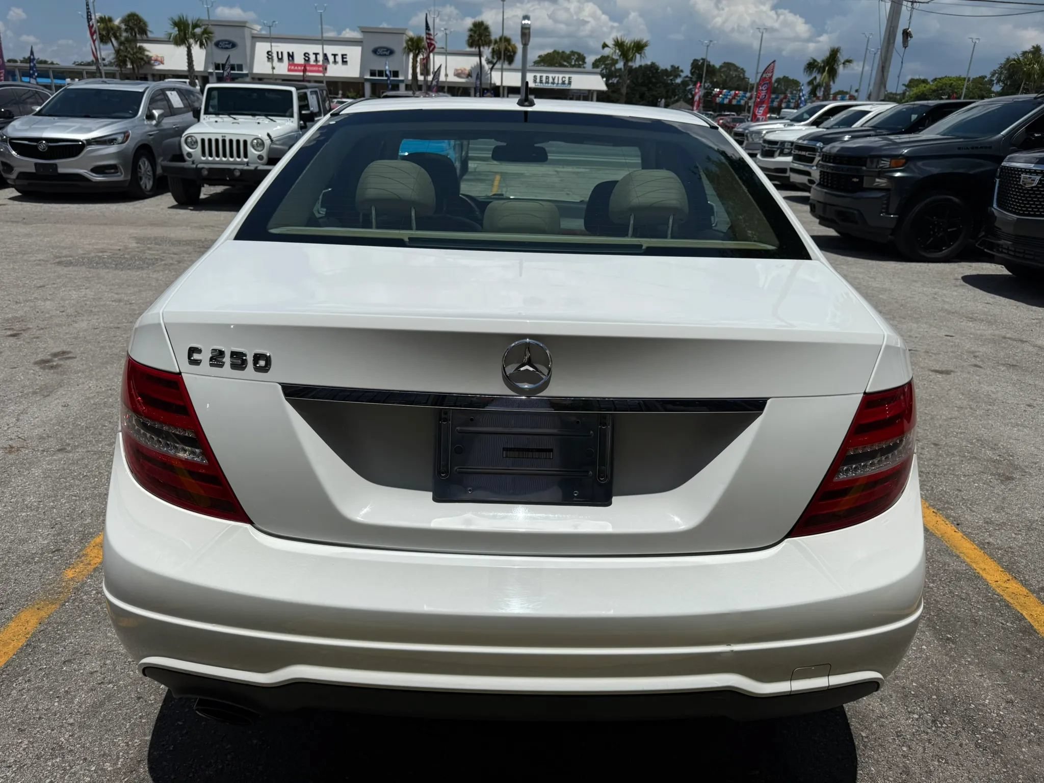 Used 2013 Mercedes-Benz C 250 Sedan image 6