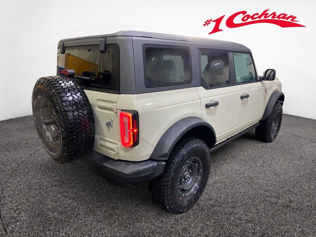 New 2025 Ford Bronco Badlands w/ Sasquatch Package image 7