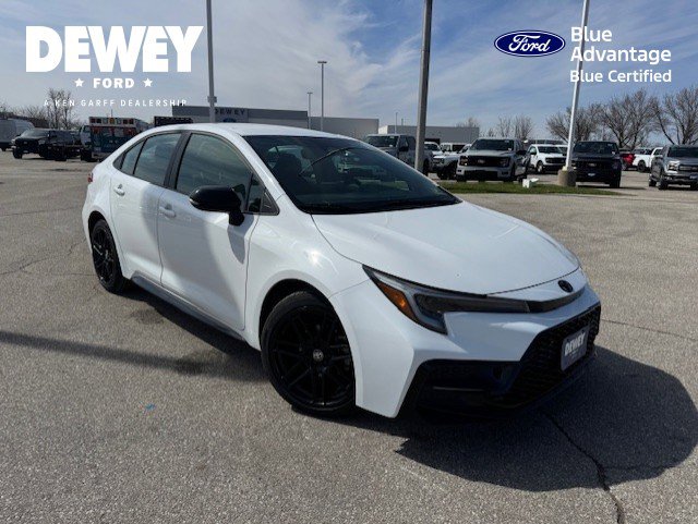 Used 2024 Toyota Corolla LE w/ SE Convenience Package FWD image 1