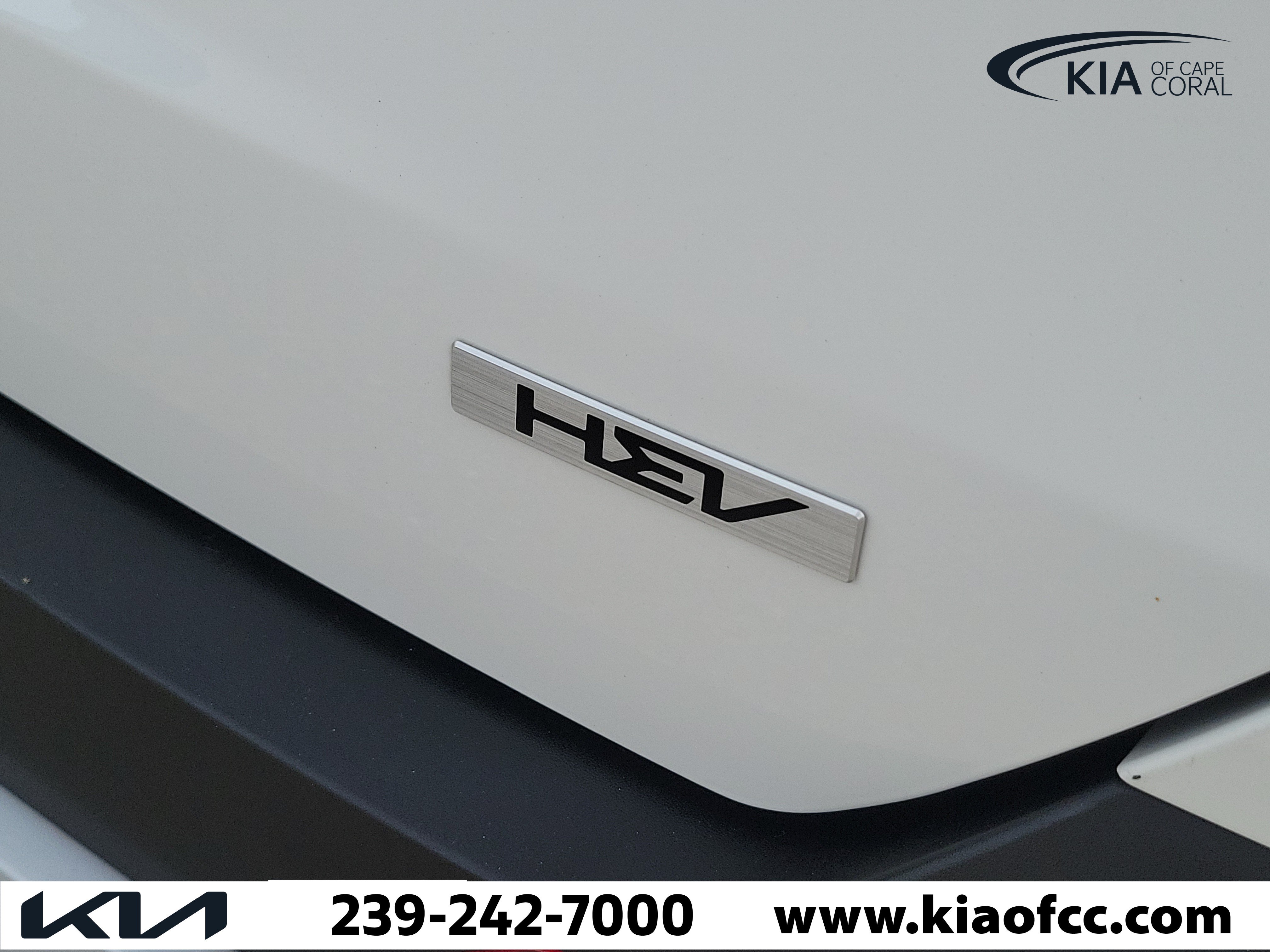 Certified 2025 Kia Carnival EX FWD image 10