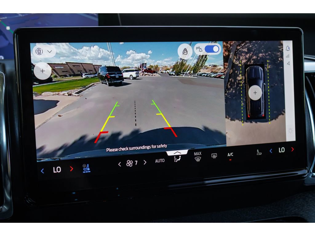 Used 2025 Ford Expedition Tremor AWD/4WD image 26