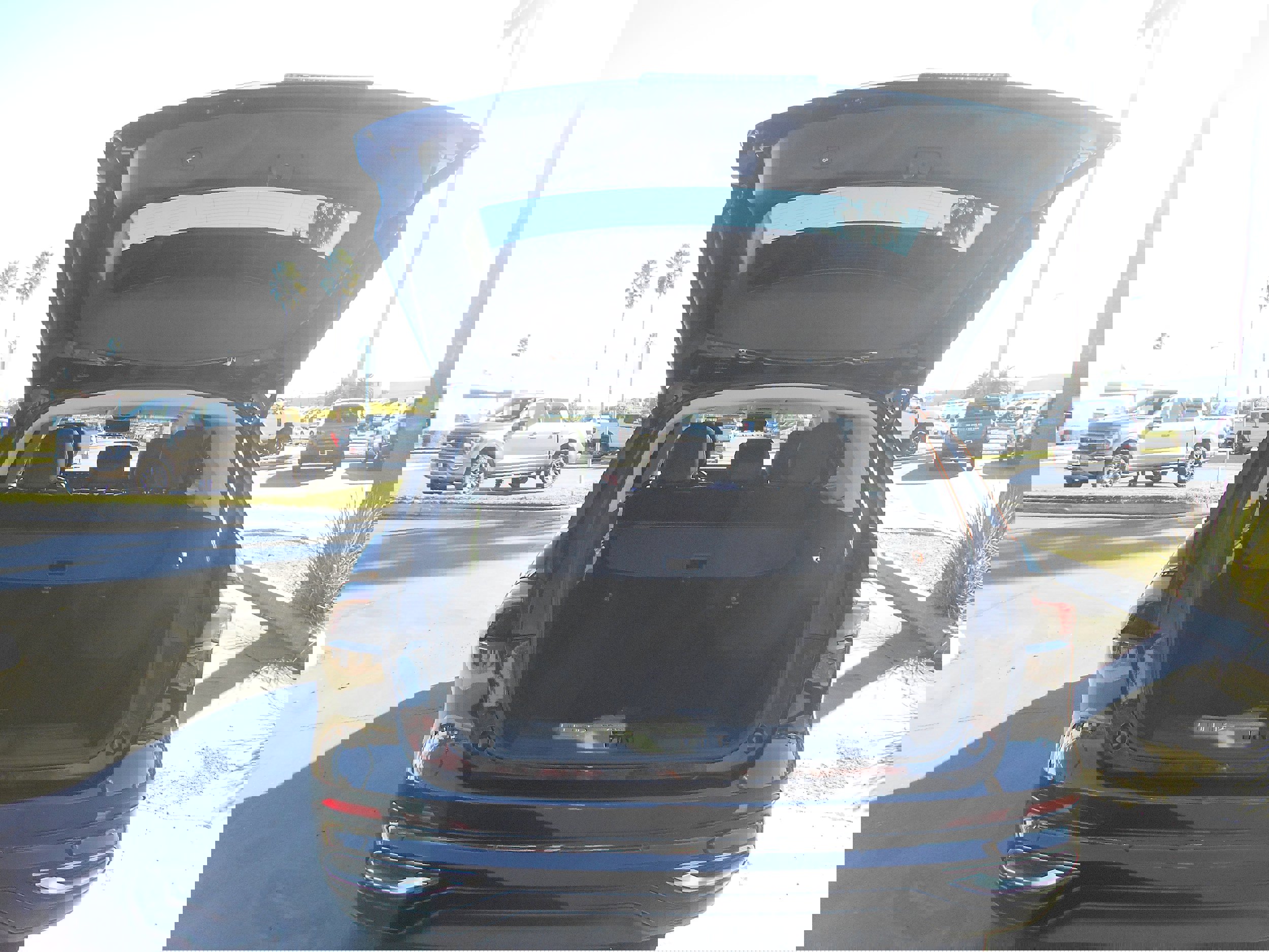 Used 2024 Lincoln Nautilus Reserve w/ Equipment Group 203A image 5