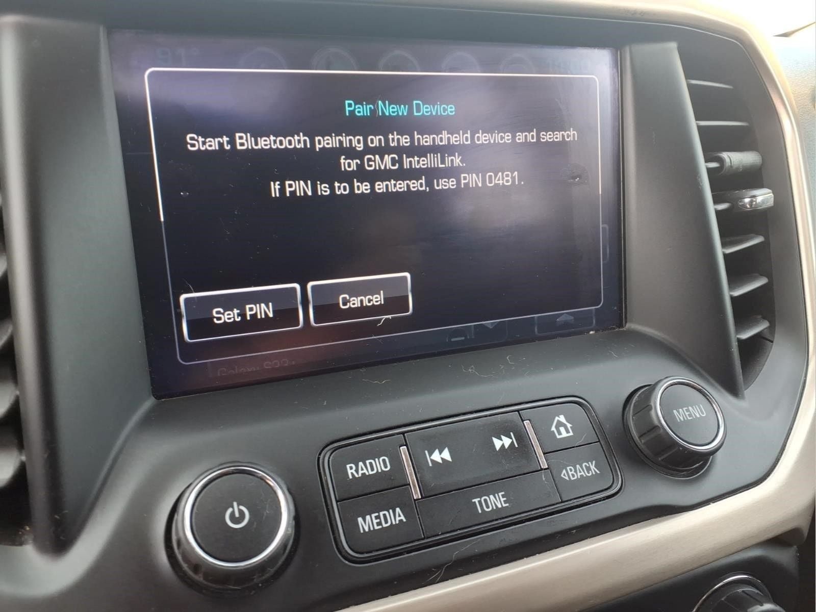 Used 2019 GMC Acadia Denali w/ Technology Package FWD image 8