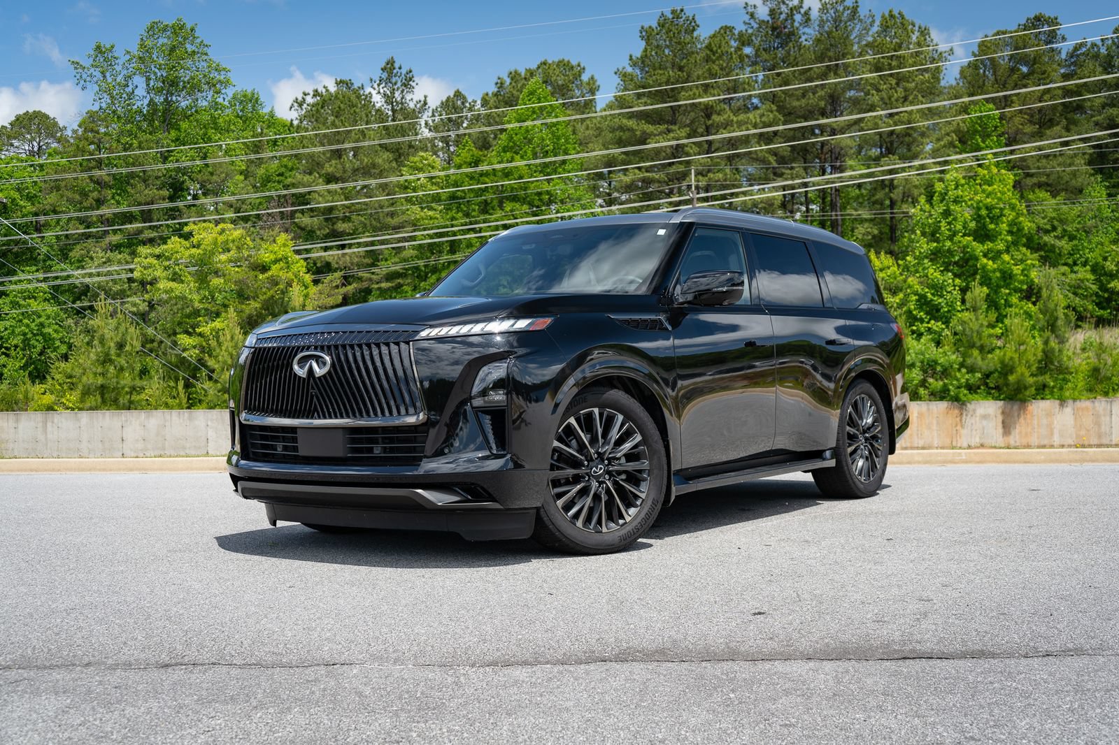 Used 2026 INFINITI QX80 Autograph w/ Premium Cargo Package AWD/4WD image 3