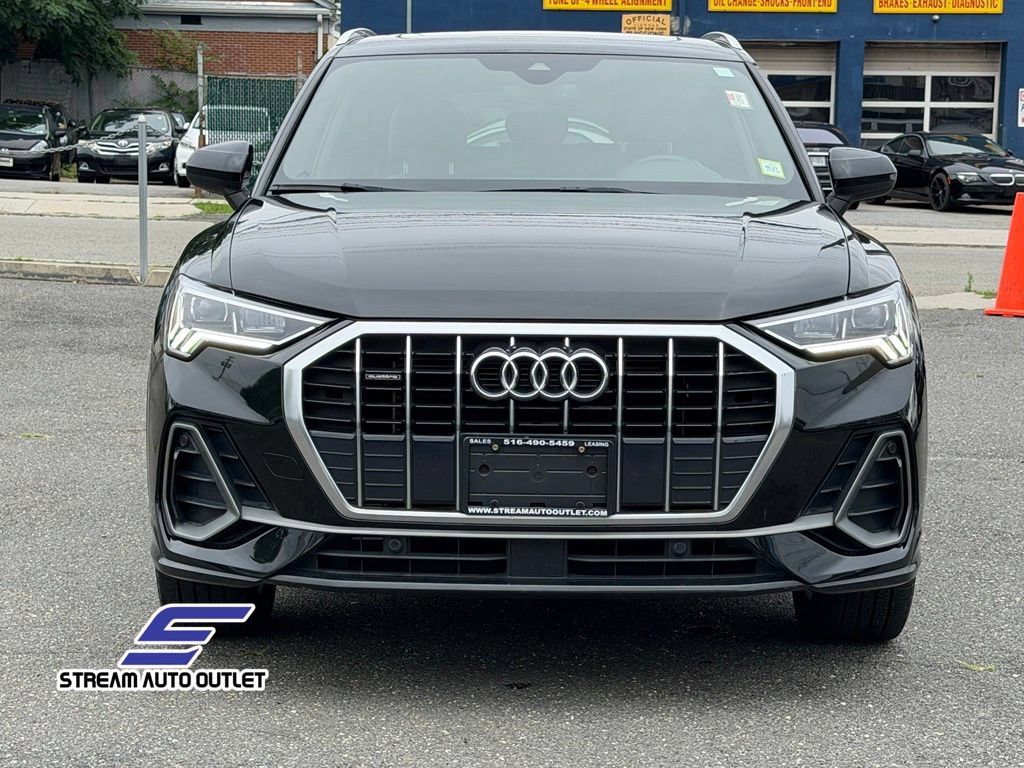 Used 2021 Audi Q3 2.0T Premium Plus w/ Premium Plus Package AWD/4WD image 2