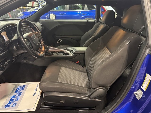 Used 2021 Dodge Challenger SXT w/ Blacktop Package image 8