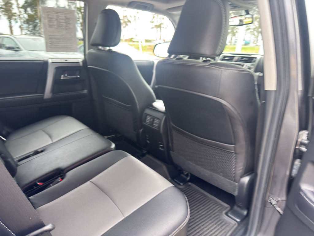 Used 2018 Toyota 4Runner SR5 Premium AWD/4WD image 15