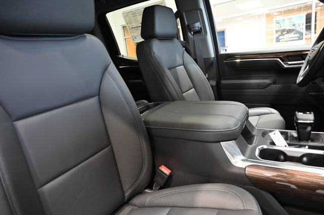 New 2026 Chevrolet Silverado 1500 LT Trail Boss w/ LT Trail Boss Premium Package AWD/4WD image 9