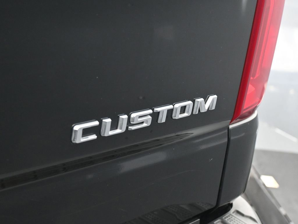 Used 2020 Chevrolet Silverado 1500 Custom w/ Custom Value Package image 32