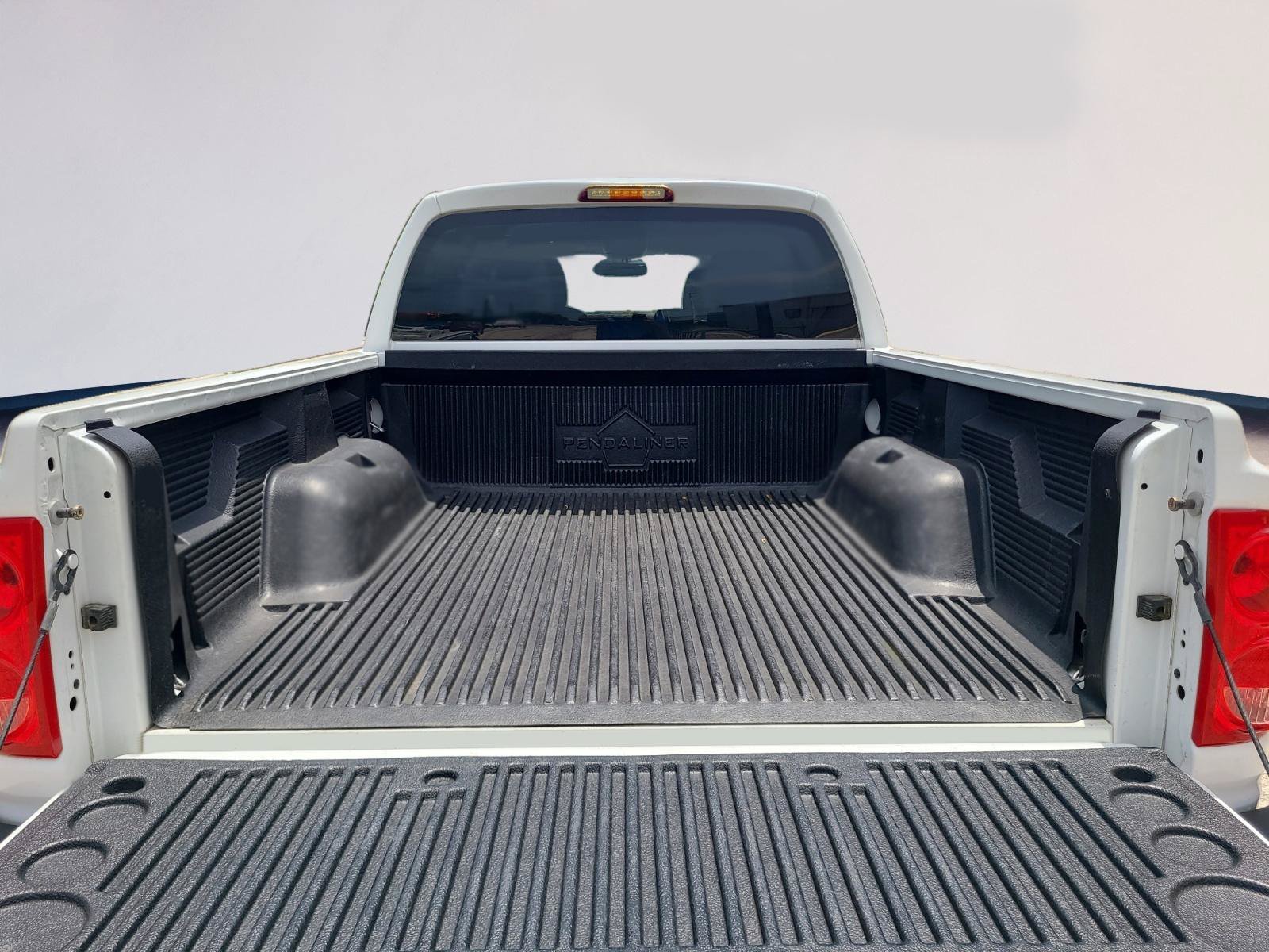 Used 2006 Dodge Dakota SLT w/ SLT Value Group RWD image 19