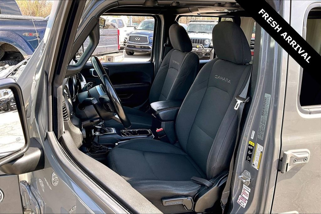 Used 2020 Jeep Wrangler Unlimited Sahara image 20