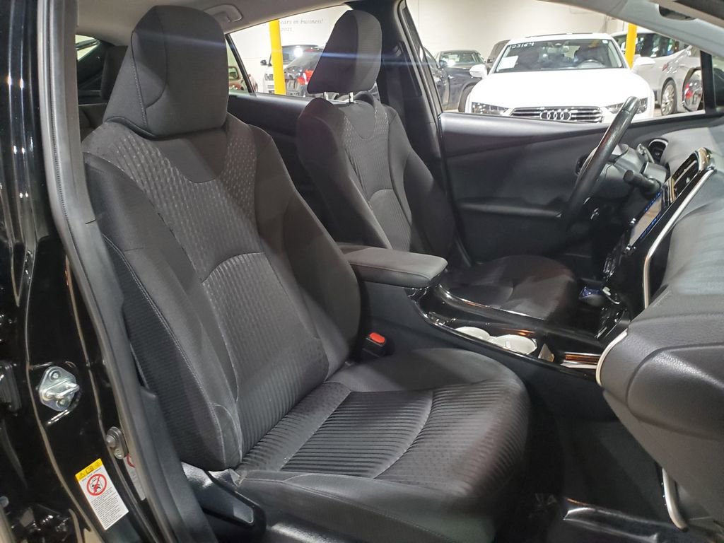 Used 2016 Toyota Prius Three image 14