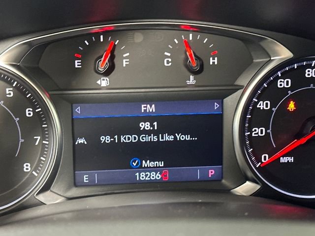 Used 2023 GMC Terrain SLT image 18