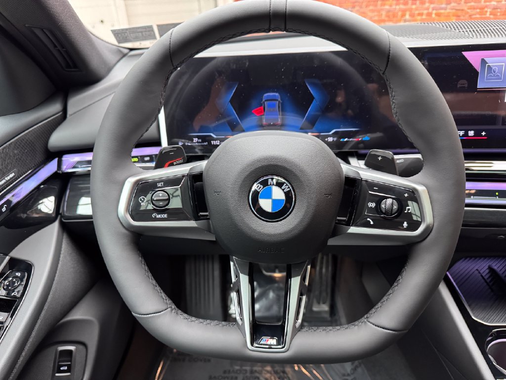 Used 2027 BMW 530i xDrive w/ M Sport Package AWD/4WD image 13