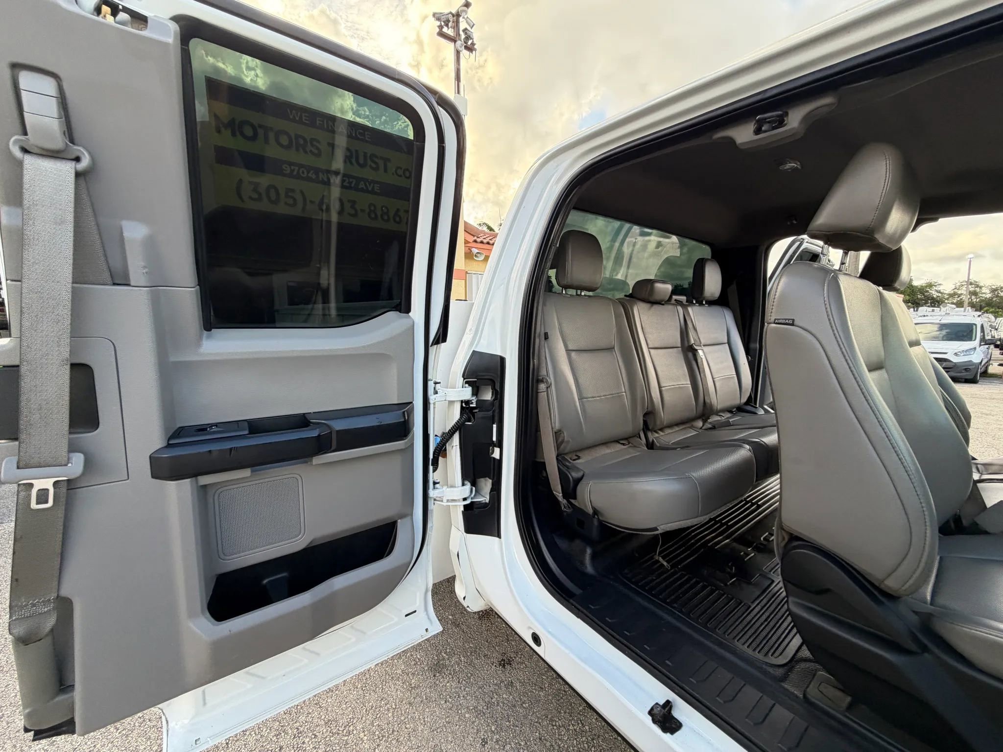 Used 2019 Ford F350 2WD SuperCab XL w/ XL Value Package image 17