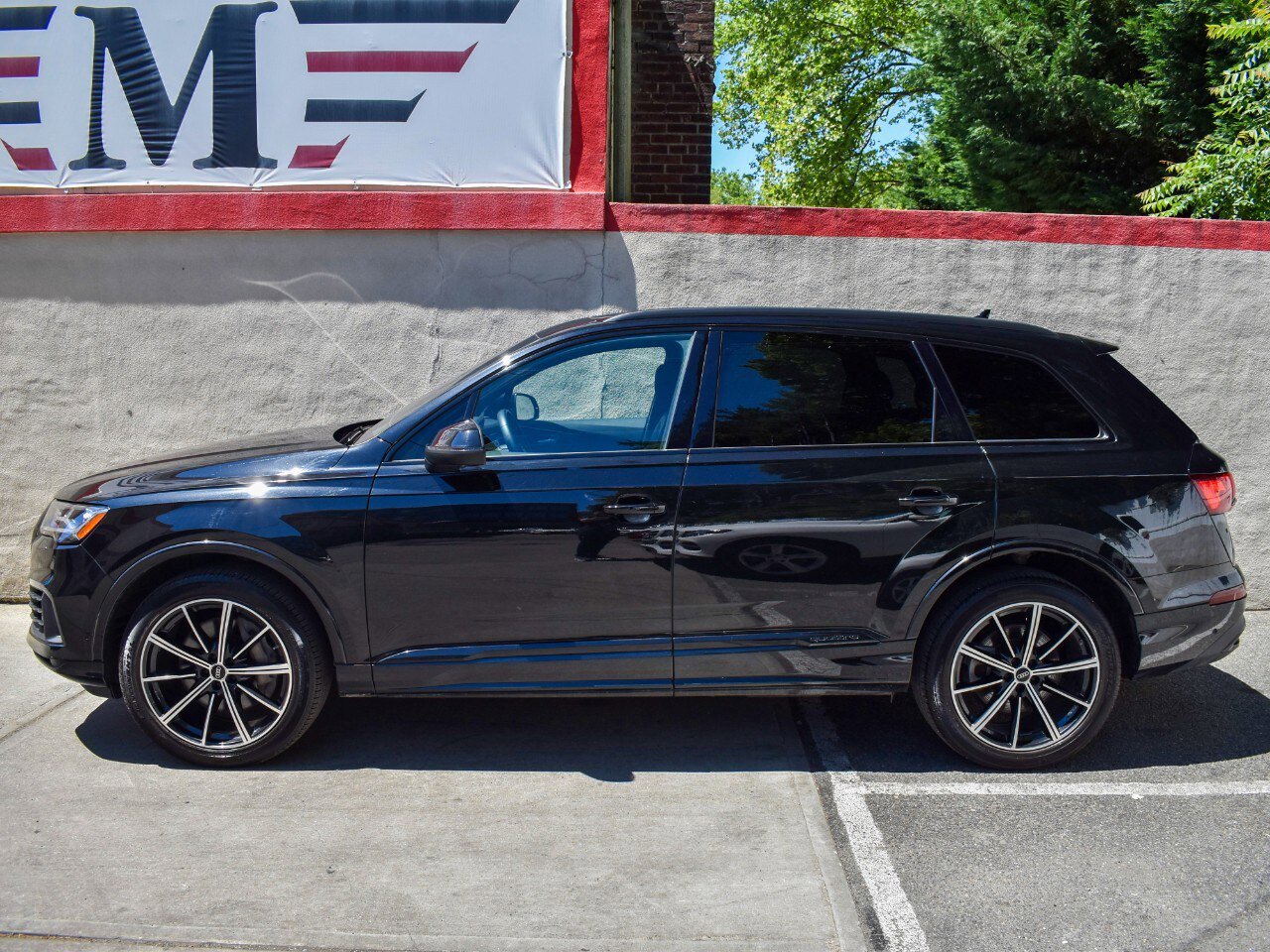 Used 2023 Audi Q7 3.0T Premium Plus w/ Premium Plus Package AWD/4WD image 4