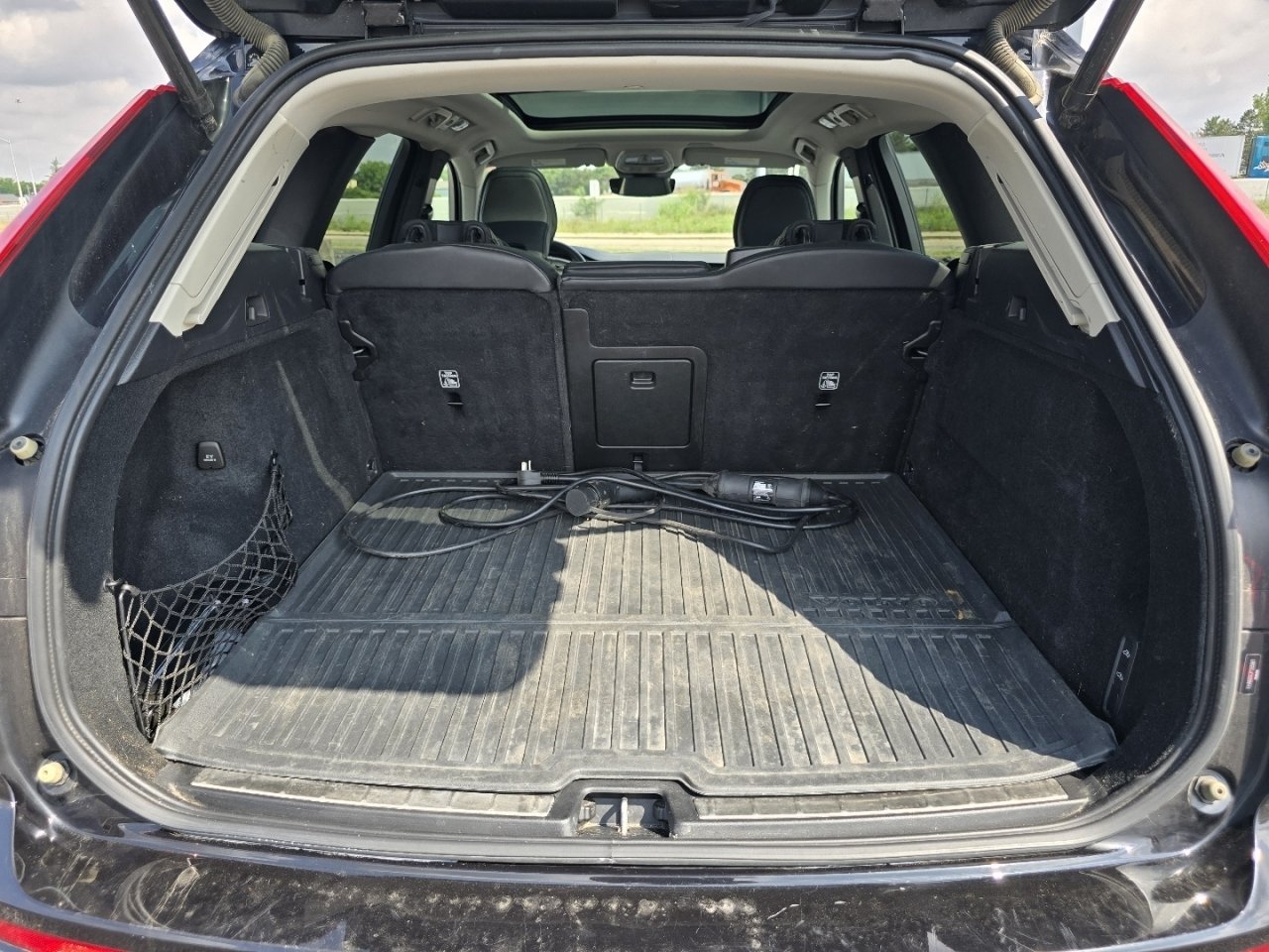 Used 2023 Volvo XC60 T8 Ultimate AWD/4WD image 20