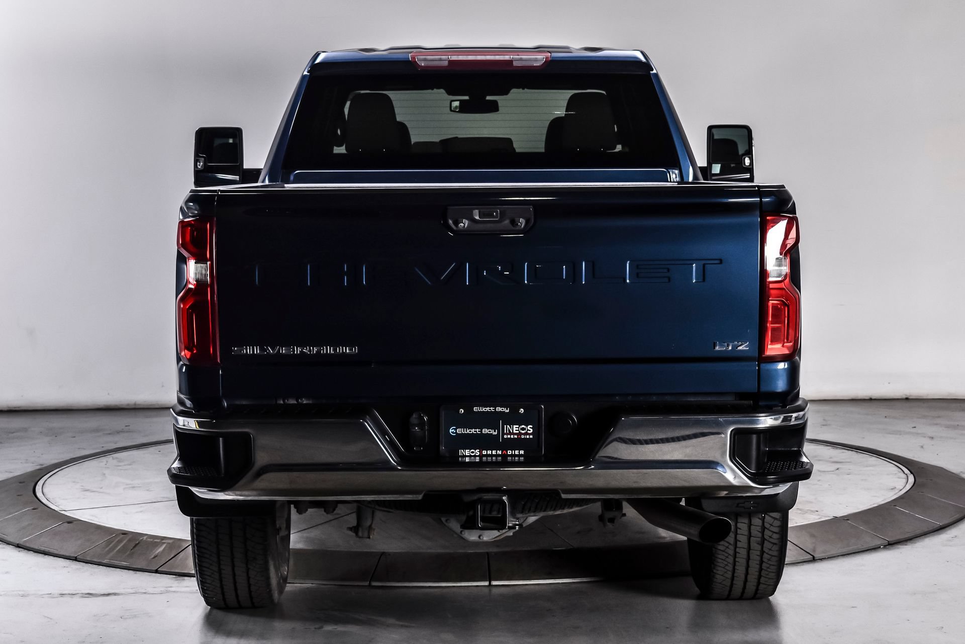 Used 2020 Chevrolet Silverado 2500 LTZ AWD/4WD image 5