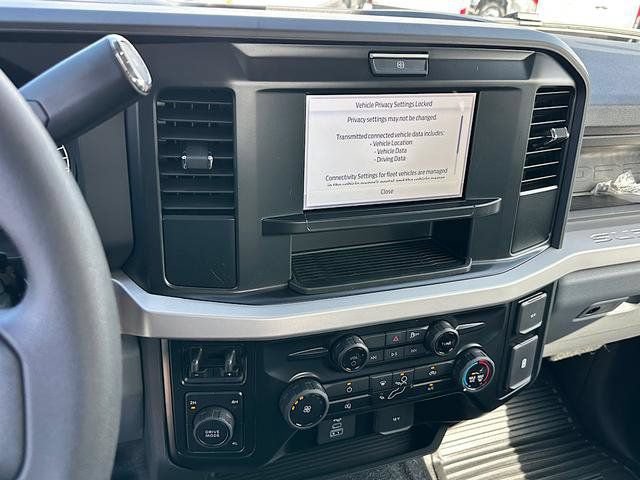 New 2027 Ford F350 XL w/ XL Chrome Package AWD/4WD image 23