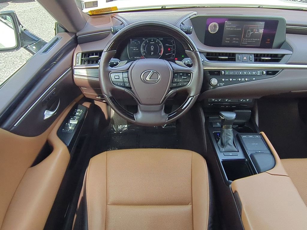 Used 2021 Lexus ES 350 350 w/ Premium Package image 15